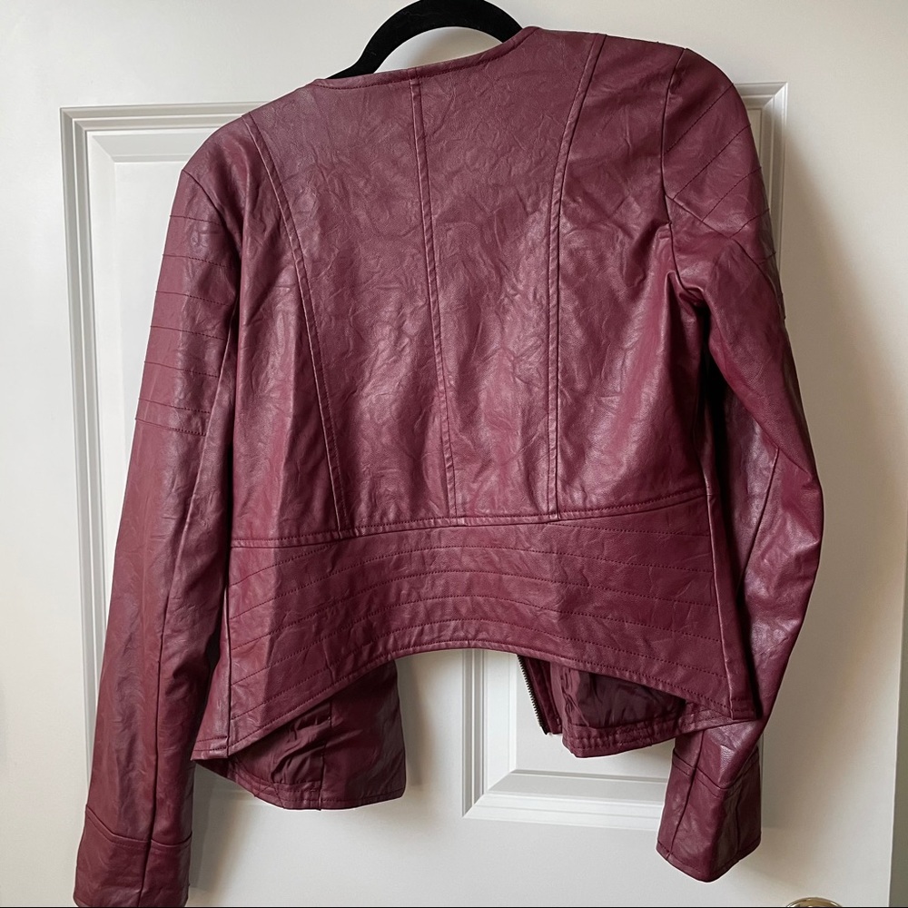 PINS AND NEEDLES RED JACKET URBAN OUTFITTERS - Picture 4 of 4